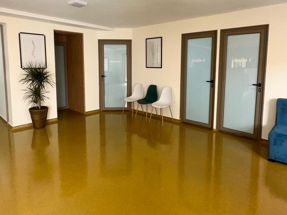 Salle d'attente du cabinet du Dr Ait Mouha à El Jadida